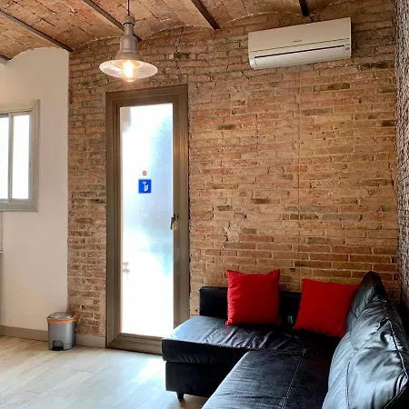 Charm Miro Apartment *